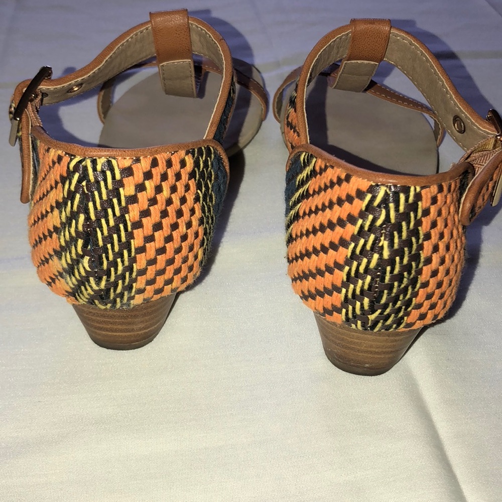 Sandals - Picture 3 of 4